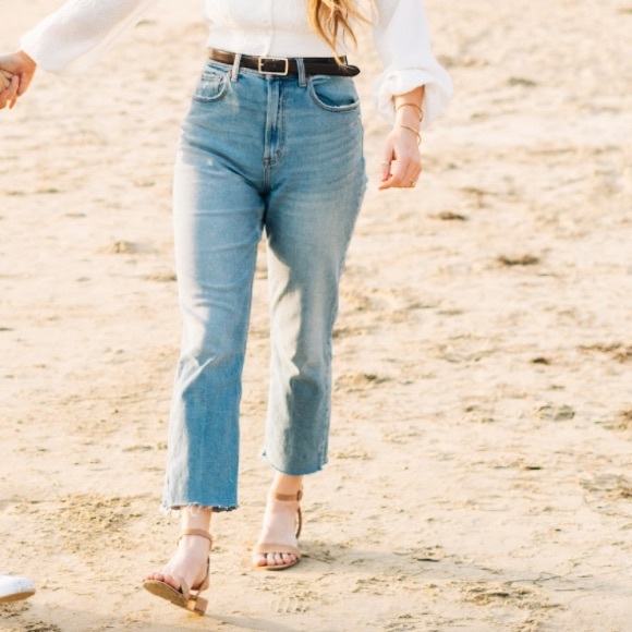 Abercrombie & Fitch Curve Love Ankle Straight Ultra High Rise Jeans Light Wash - Picture 7 of 12